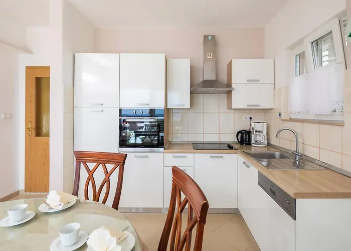 Adriatic Apartman